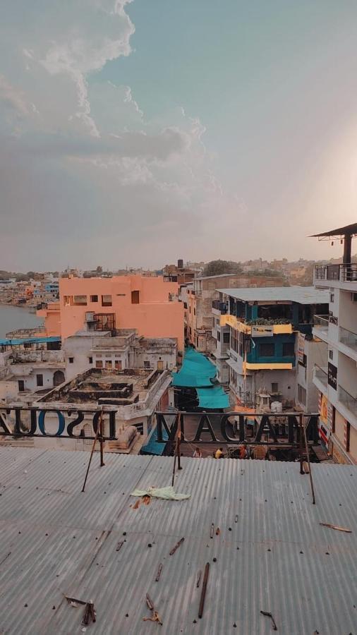 Hotel Nirvana Rooftop Pushkar Extérieur photo