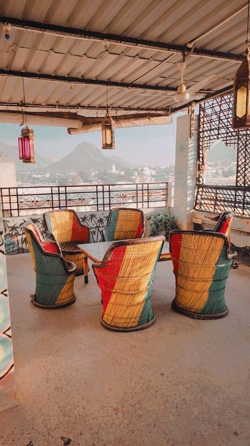 Hotel Nirvana Rooftop Pushkar Extérieur photo