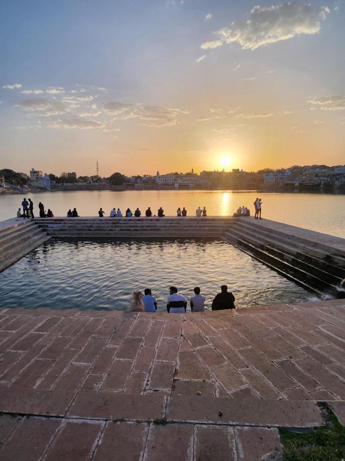 Hotel Nirvana Rooftop Pushkar Extérieur photo
