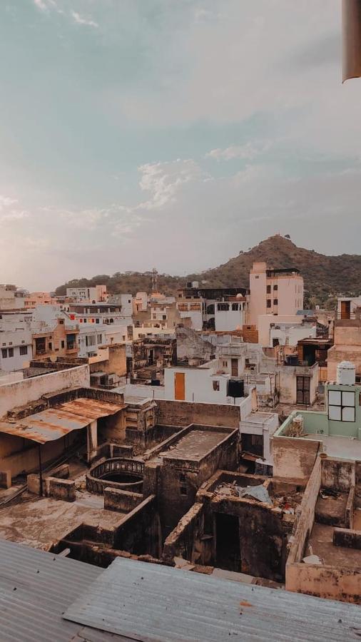 Hotel Nirvana Rooftop Pushkar Extérieur photo