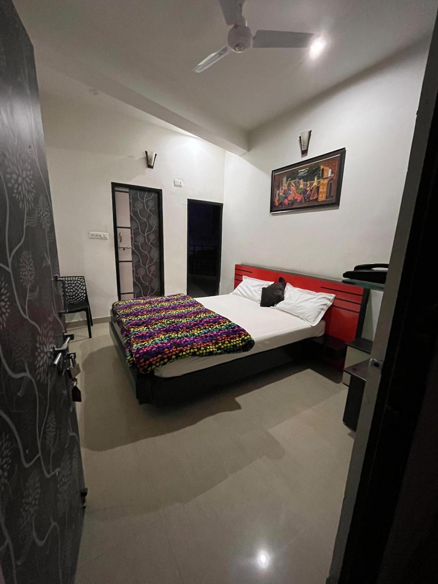 Hotel Nirvana Rooftop Pushkar Extérieur photo