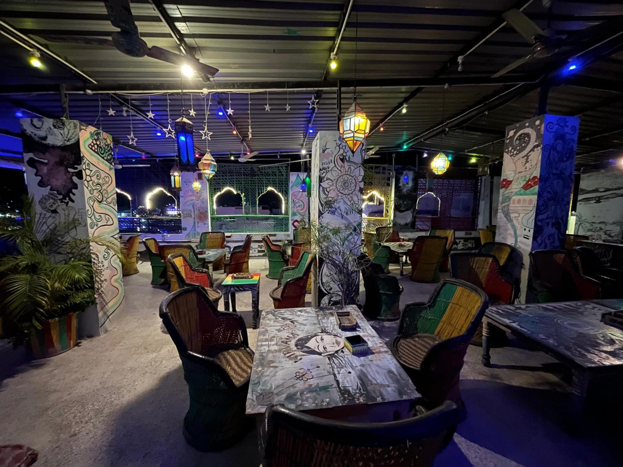 Hotel Nirvana Rooftop Pushkar Extérieur photo