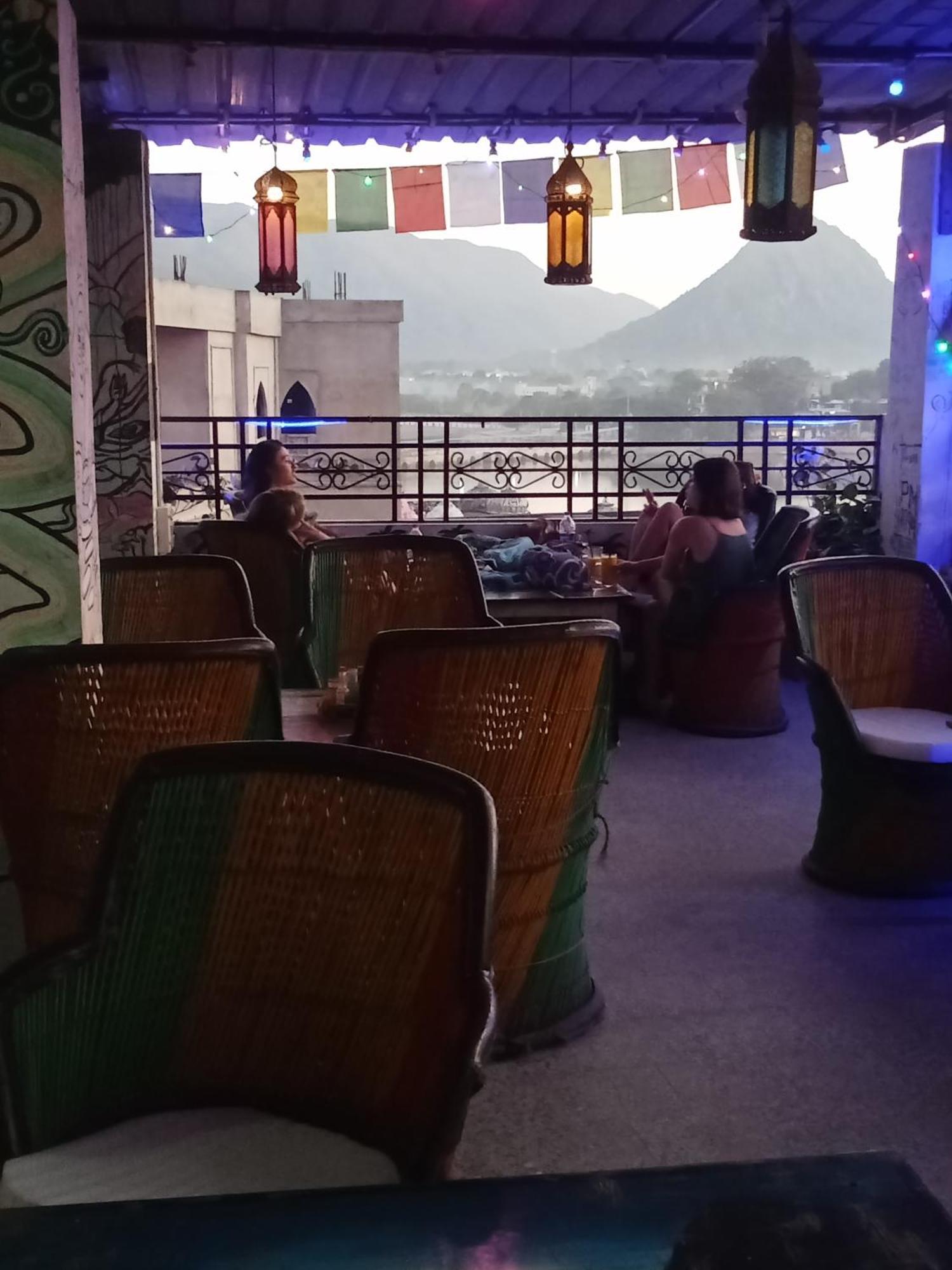 Hotel Nirvana Rooftop Pushkar Extérieur photo